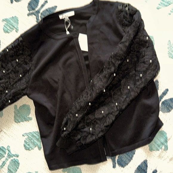 Sioni Sweaters - Lace and pearl cardigan